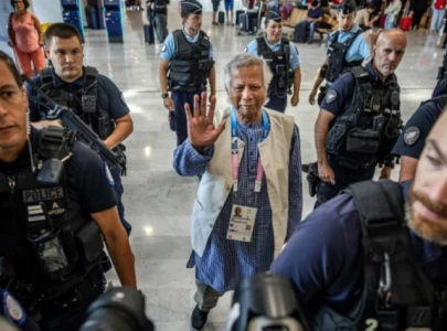 nobel laureate yunus returns to bangladesh to lead interim government